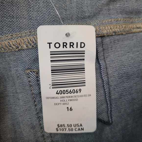 NWT Torrid sz 16 Crop Bombshell Skinny Jeans. - Picture 5 of 6